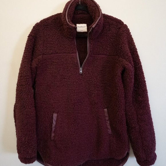 Abercrombie & Fitch Half-Zip Sherpa Sweatshirt - Picture 2 of 3